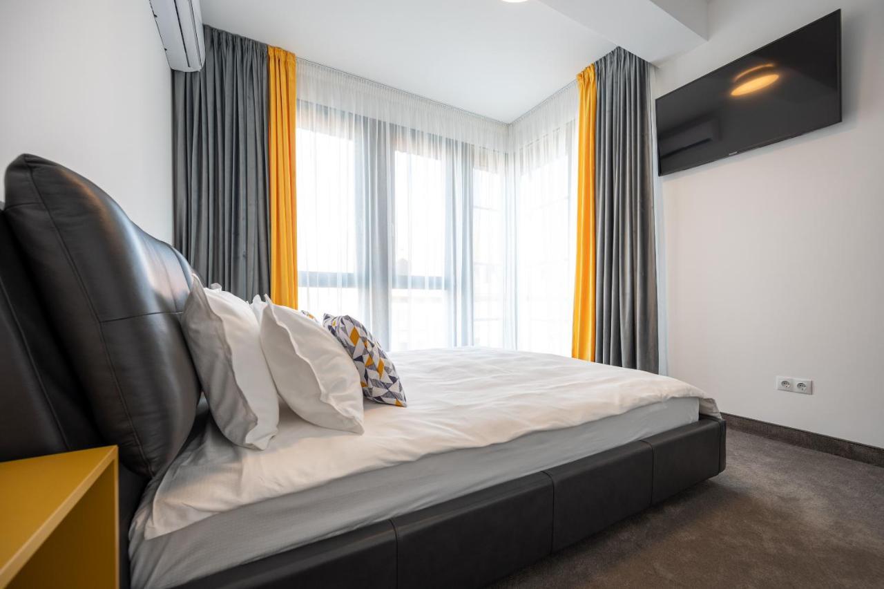 Calvin Aparthotel Nagyvárad Kültér fotó